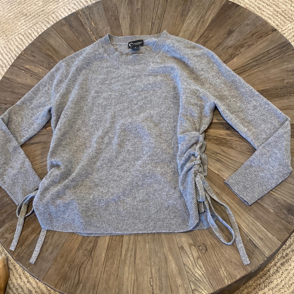 100 2 Ply Cashmere Bloomingdale’s Sweater Gem